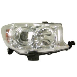 Toyota Fortuner headlight right side 2009 – 2011