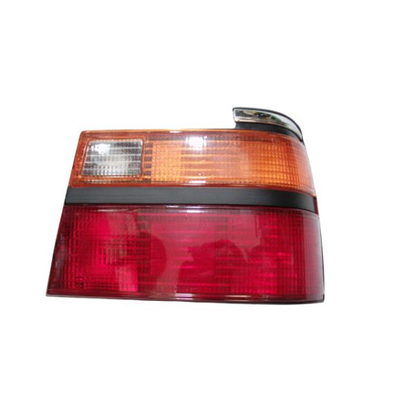Mazda 626 sedan tail light right side 1986 - 1987